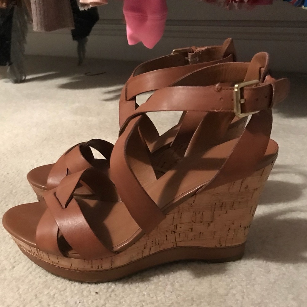 Strappy cork tan wedges